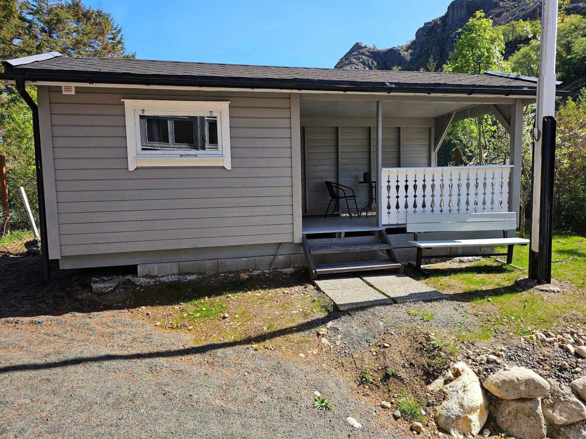 Brufjell Hostel & Parking Flekkefjord Exterior photo